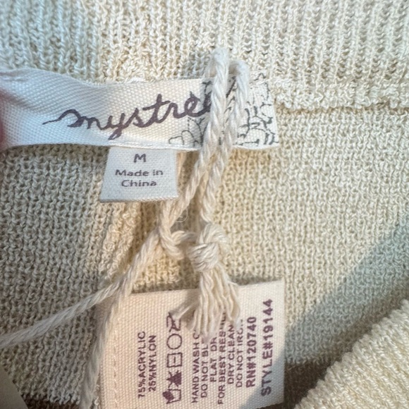 Mystree Striped Knit Shorts - Picture 6 of 7